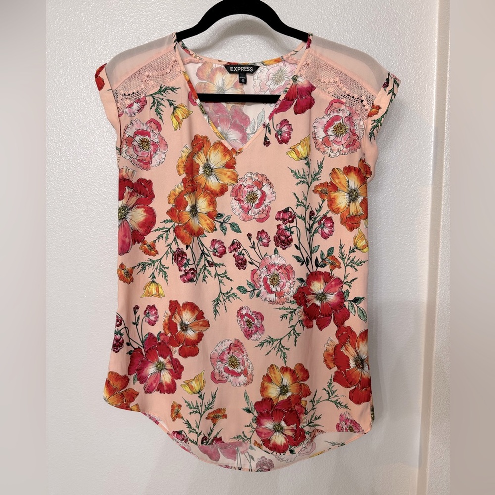 Express pink floral top with lace detail